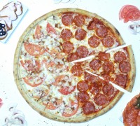 Пепперони и Сливочная курочка пицца - Magnorum, пицца, роллы, суши в Екатеринбурге, Магнорум, 